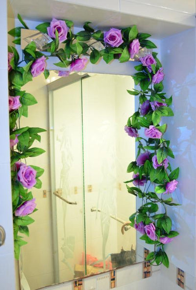 Guirnalda de Rosas Artificiales en Ratán para Decoración de Bodas - Image 5