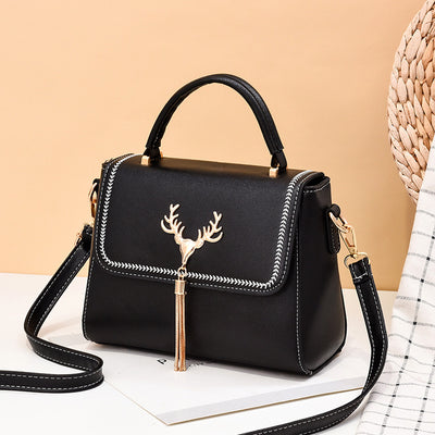 Bolso de Hombro con Cabeza de Venado y Borlas - Diseño Moderno para Mujer - Image 6