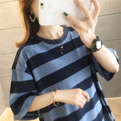 Camiseta Holgada con Rayas para Hombre y Mujer - Image 2