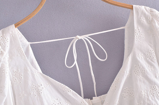 Blusa con Encaje Bordado, Moño y Mangas Abullonadas - Image 13