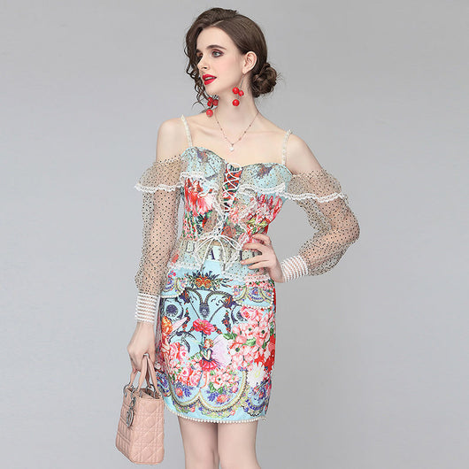 Conjunto Elegante de Dos Piezas: Top Strapless con Tirantes y Falda Corta - Image 3