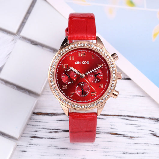 Reloj de Cuarzo Elegante para Mujer con Tres Esferas - Image 7