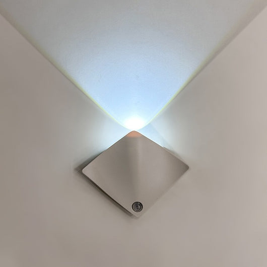 Lámpara de Pared LED para Dormitorio, Pasillo y Sala de Estar - Image 8