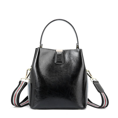 Bolsa de Cuero Encerado para Mujer - Bandolera Tipo Balde Portátil - Image 7