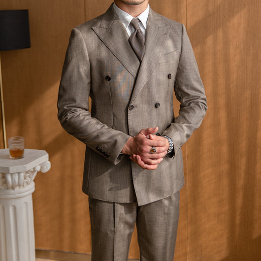 Traje Ejecutivo de Doble Botonadura Estilo Retro Elegante para Hombre - Image 12