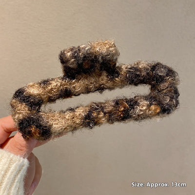 Clip Tiburón de Felpa Leopardo con Moño para Recogido Elegante - Image 9