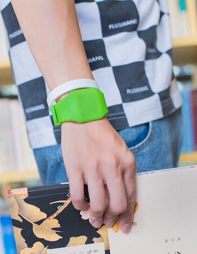 Reloj Electrónico Cuadrado con Pantalla Táctil Minimalista - Image 7