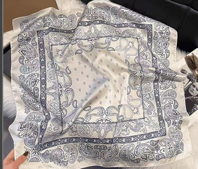 Pañuelo de Seda Cuadrado Versátil para Mujer - Image 16