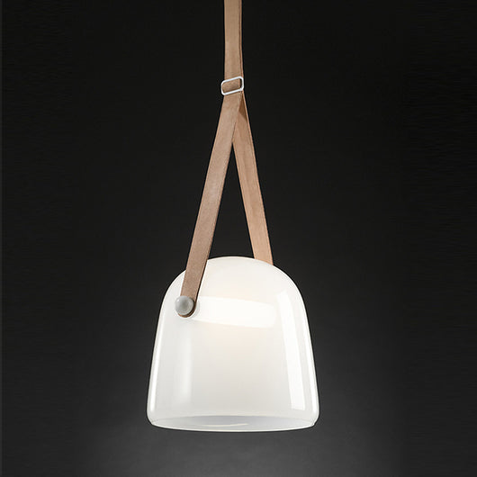 Lámpara Colgante Moderna de Cuero y Vidrio con Diseño Contemporáneo - Image 4