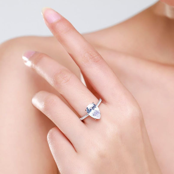 Anillo de Plata 925 con Diseño de Pera - Elegancia Europea y Americana