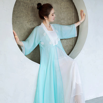 Hanfu Retro Cuello V con Flores 3D y Combinación de Colores - Image 6