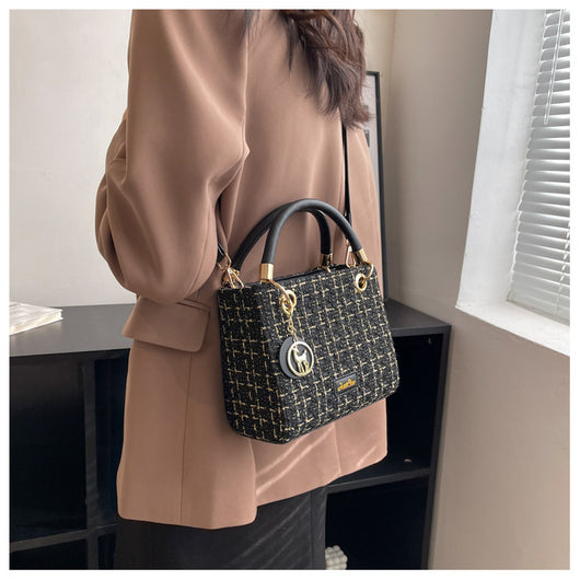 Bolso de Moda para Mujer Tipo Mensajero Bandolera - Image 32