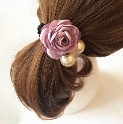 Prendedor de Cabello Floral Camelia Artesanal