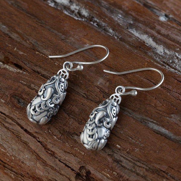 Aretes Minimalistas Retro para Mujer - Diseño Elegante y Versátil