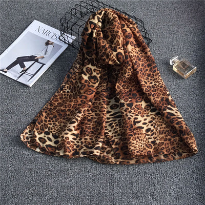 Pañuelo de Gasa Estampado Leopardo para Mujer - Image 4