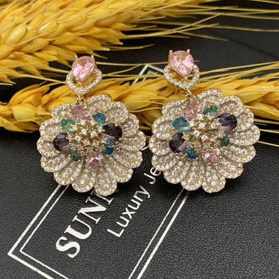 Aretes Florales Brillantes de Diseño Exagerado - Image 3