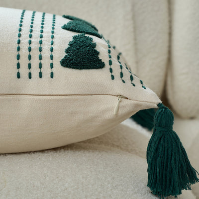 Funda de Cojín Navideño con Árbol Bordado y Detalles de Borlas - Image 12