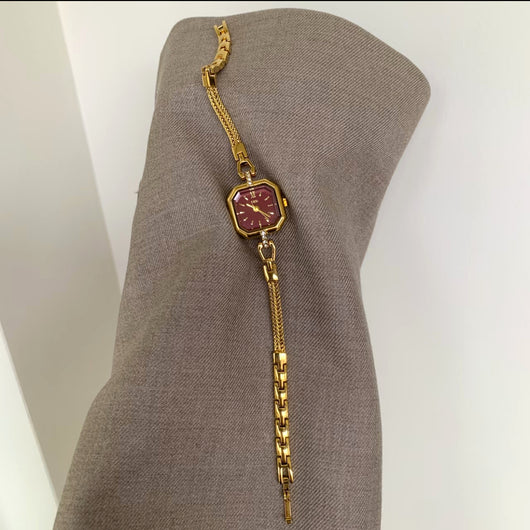Reloj Minimalista para Mujer con Diseño Exclusivo y Personalidad - Image 13