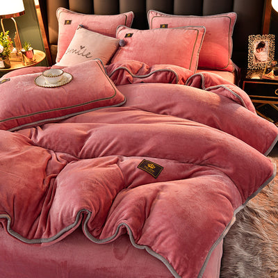 Juego de Cama Franela Coral Acolchada Doble Faz con Edredón - Image 8