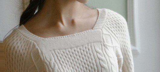 Conjunto de Falda y Suéter de Lujo Versátil - Image 13