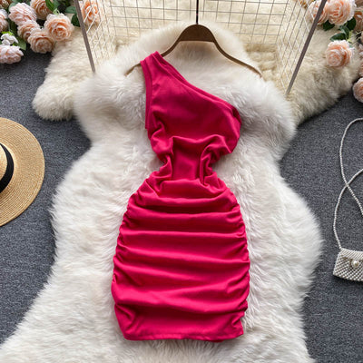 Vestido Tubo Plisado con Hombro Inclinado - Diseño Elegante en Colores Sólidos - Image 33