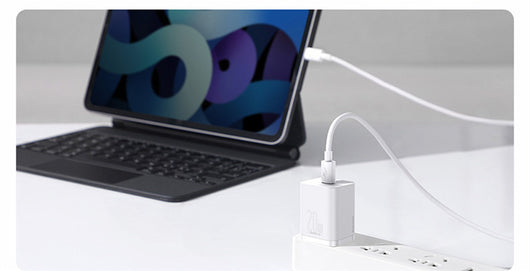 Cargador Rápido de Silicona 20W - Estación de Carga Ultramoderna - Image 13