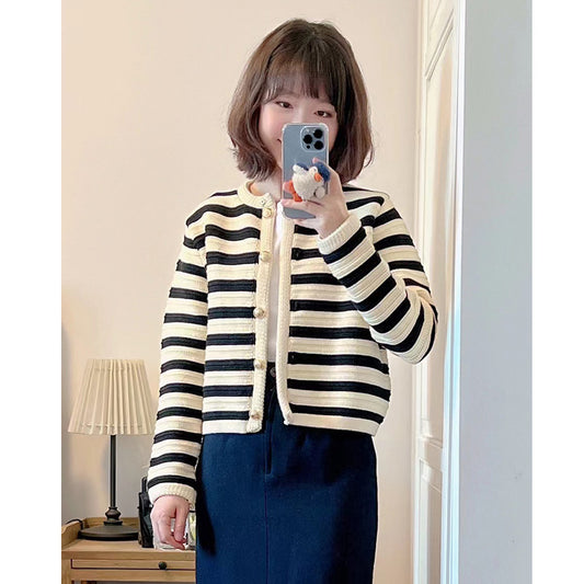 Cardigan Tejido Clásico con Cierre de Hebilla - Abrigo Corto Elegante - Image 2