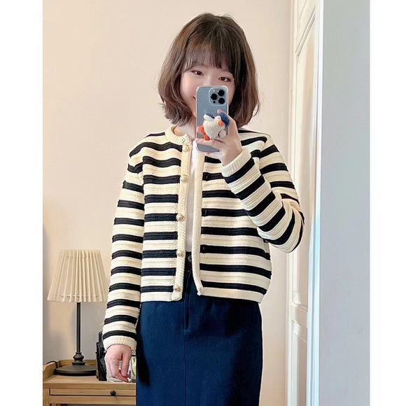 Cardigan Tejido Clásico con Cierre de Hebilla - Abrigo Corto Elegante