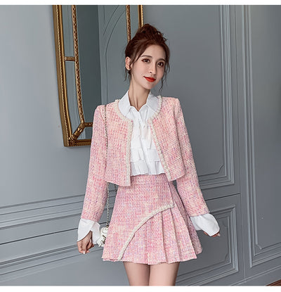 Conjunto Elegante de Chaqueta Tweed y Blusa Plisada para Mujer - Image 12