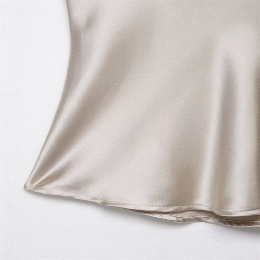 Top Satinado Escotado Corazón Ajustado para Mujer - Image 13