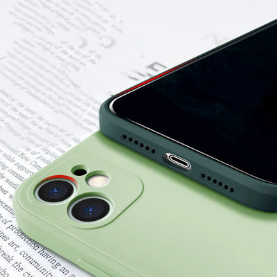 Funda Protectora Antigolpes con Bordes Reforzados para Teléfono - Image 4
