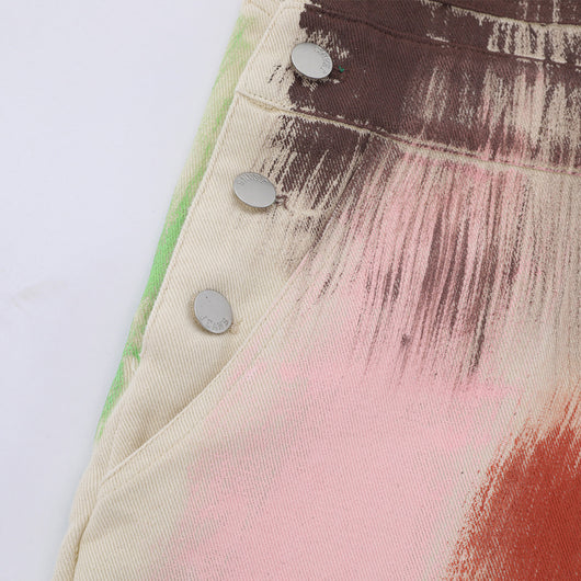 Pantalón Denim con Tirantes y Diseño Graffiti para Hombre - Image 4