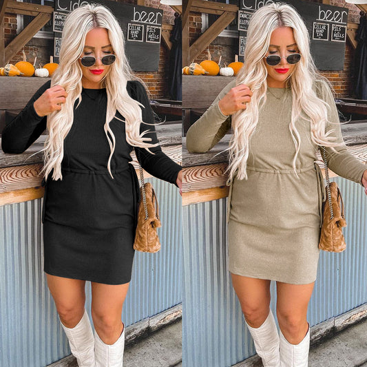 Vestido Largo Elegante con Cordones y Manga Larga en Colores Sólidos