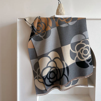 Capa Bufanda Térmica Versátil para Mujer - Image 9