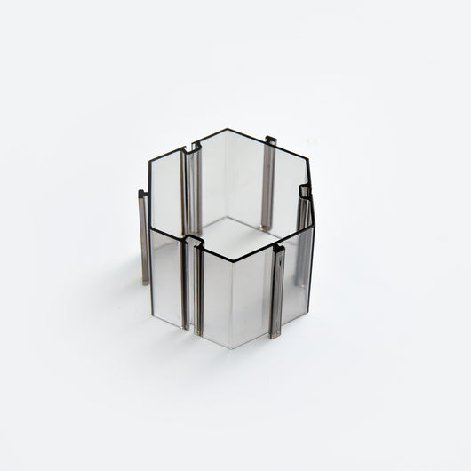 Caja de Almacenamiento Plástica con Rejilla Hexagonal - Image 10