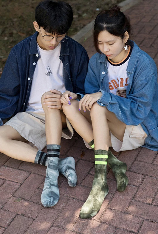 Calcetines para Parejas Tubo Alto Otoño Invierno con Diseño de Rayas - Image 14