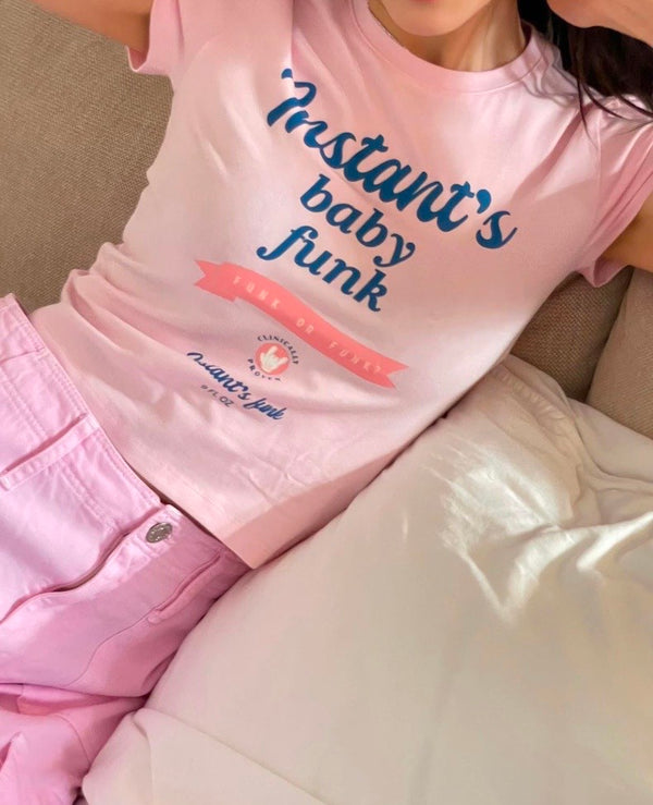 Playera Entallada Manga Corta para Mujer