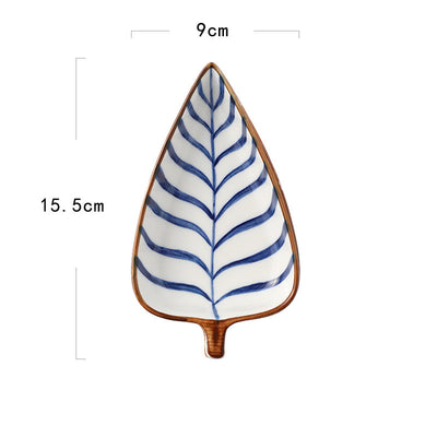 Juego de Platos para Botanas con Diseño Floral Japonés Pintado a Mano - Image 4