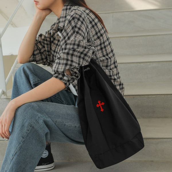 Bolso Bandolera Mujer Diseño Exclusivo con Cadena y Bordado Cruzado - Image 4