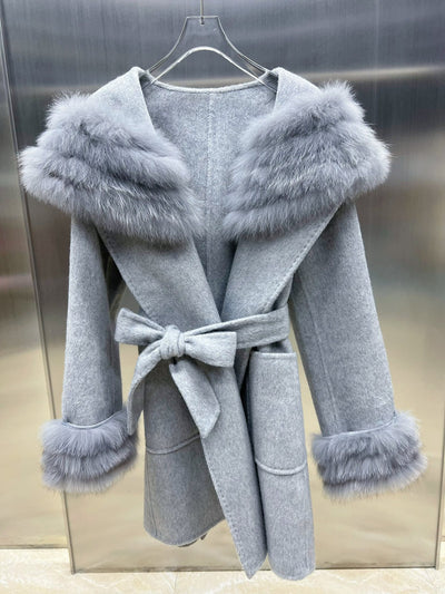 Abrigo de Invierno para Mujer en Lana de Oveja con Corte Ajustado - Image 20