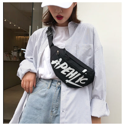 Bolso Bandolera Pequeño con Letras Estampadas en Nylon - Image 18