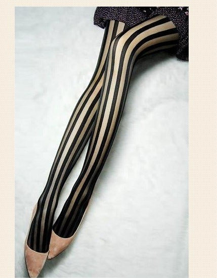 Pantimedias Cruzadas con Rayas Personalizadas - Image 2