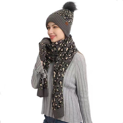 Conjunto de Invierno 3 Piezas: Gorro, Bufanda y Guantes en Lana Tejida Estampado Leopardo - Image 14