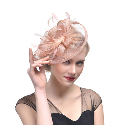 Tocado Nupcial con Plumas y Pasador Decorativo en Fibra Natural - Image 21