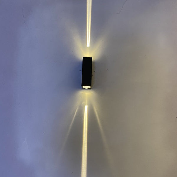 Lámpara LED Decorativa Doble para Pared - Foco Ajustable de Diseño Moderno