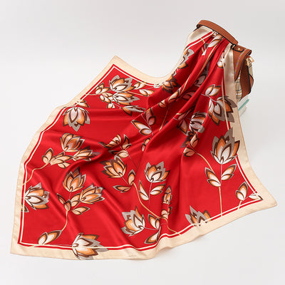 Pañuelo Grande Cuadrado con Diseño Floral Minimalista - Image 11
