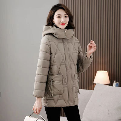 Chaqueta Acolchada de Plumón para Mujer con Capucha - Largo Medio - Image 9