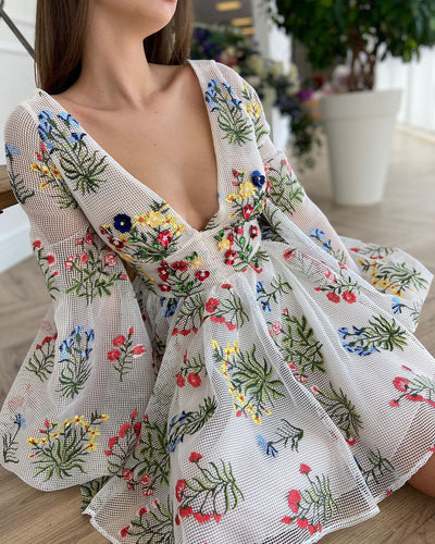 Vestido Elegante con Mangas Farol Bordado - Image 5