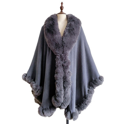 Capa Poncho Oversize con Cuello de Pelaje Irregular - Image 5