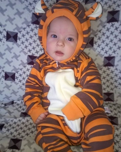 Pijama Enterizo con Capucha Estampado para Niños - Image 9
